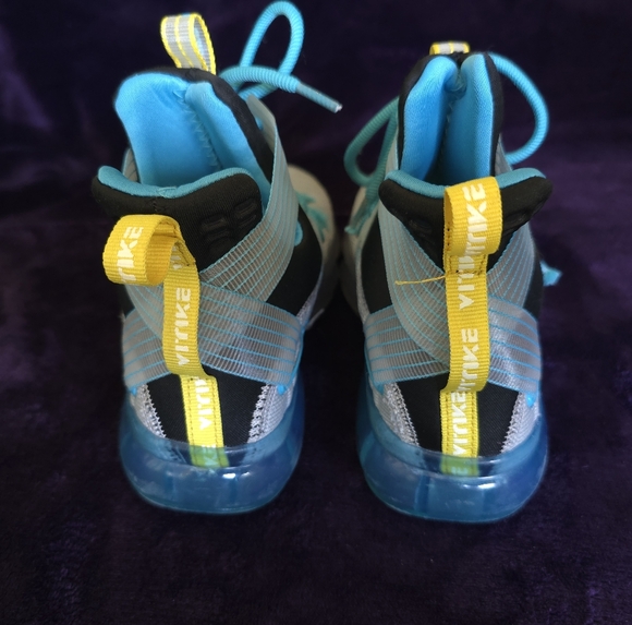 Kids' Blue and Yellow Basketball Sneakers - Picture 4 of 15